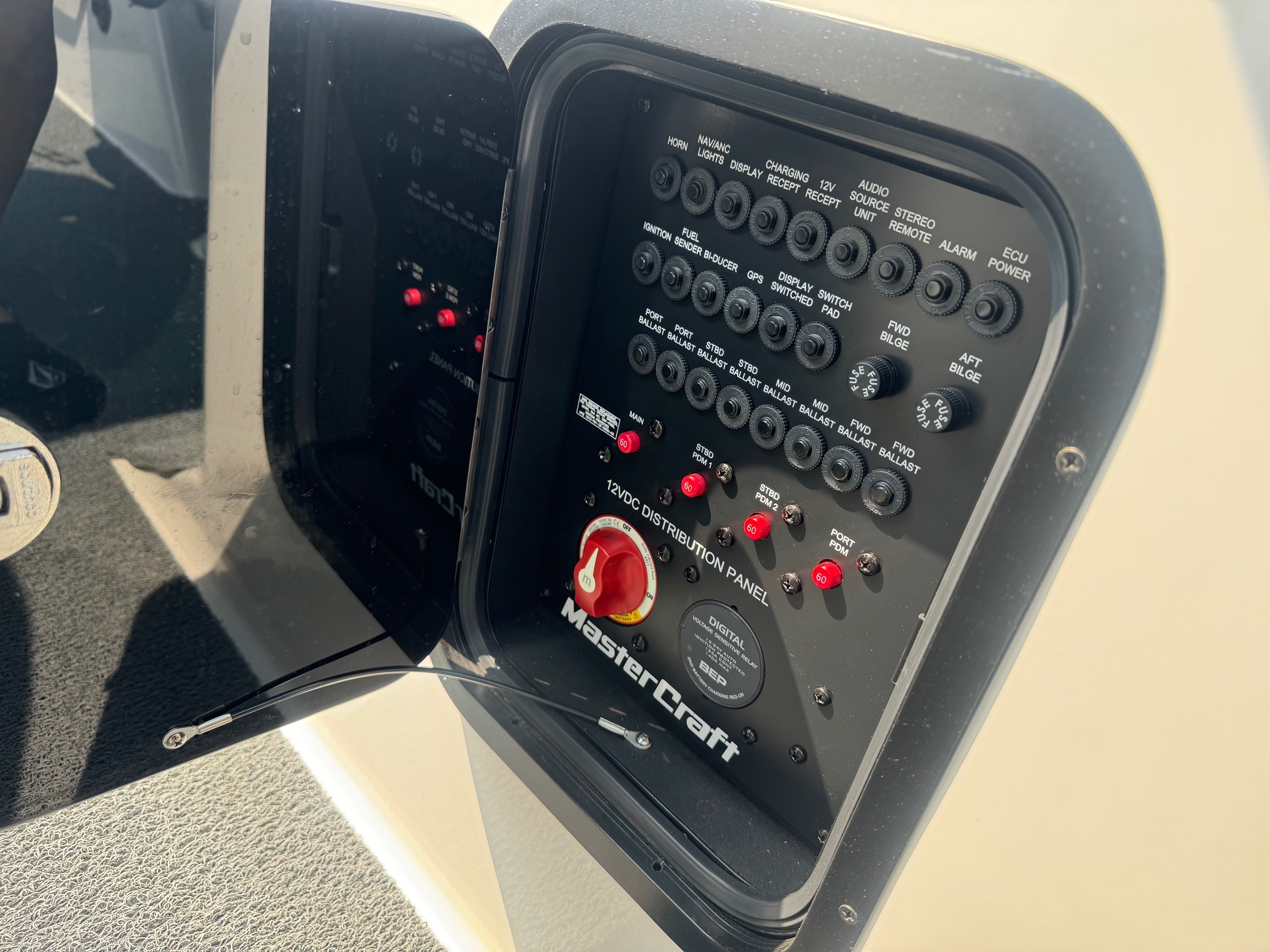 2019 MasterCraft XStar Icon